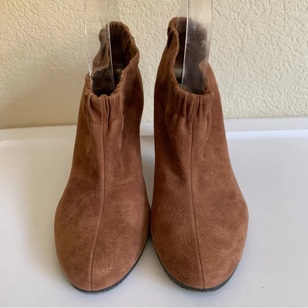 Sam Edelman Brown Suede Leather Ankle Boots Closed Almond Toe Heeled Booties 9.5